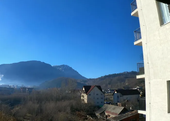 Panoramic Residence